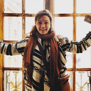 Meet your Posher, Noelle